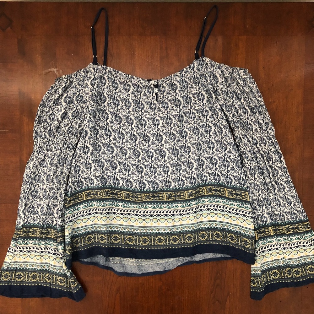 Tilly’s Floral Off-The-Shoulder Blouse